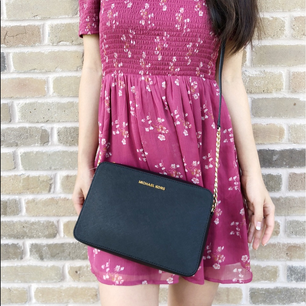 Gaby’sBags👜💕-NWT Michael Kors Crossbody Black - Picture 3 of 7